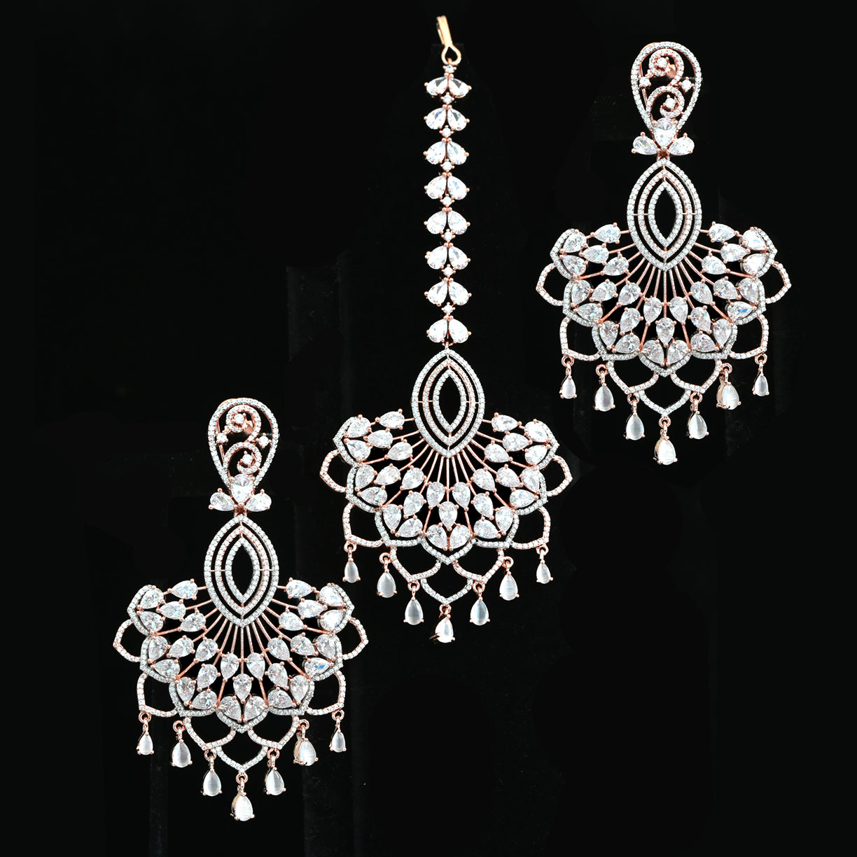 Kundan Maang Tikka and Stud Earrings Combo - Design 6 – Simpliful Jewelry